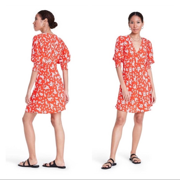 ♥️NWT Rixo Red Daisy Printrd Babydoll Dress - Picture 2 of 5